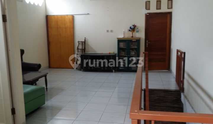 Rumah Cipondoh murah & rapi