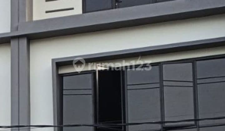 Dijual 2 Ruko GANDENG poris murah