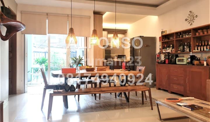Rumah Sunter Taman Nyiur Hook Minimalis Konsep Kayu Furnished