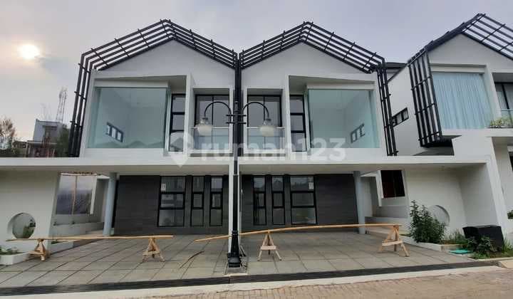 Rumah Gratis Kolam renang Di Pondok Hijau Setiabudi Bandung Utara