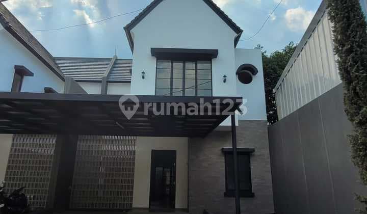 Rumah Hunian Mewah 2 lantai Asri di Cimahi, Bandung