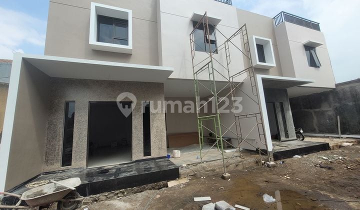 Rumah baru siap huni di Sariwangi Gegerkalong Bandung utara Murah
