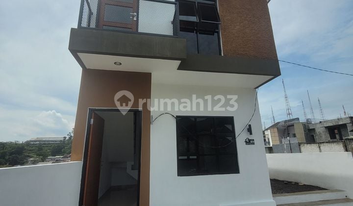 Rumah Murah 2 Lantai View Pegunungan di Cisarua Cimahi Bandung Barat