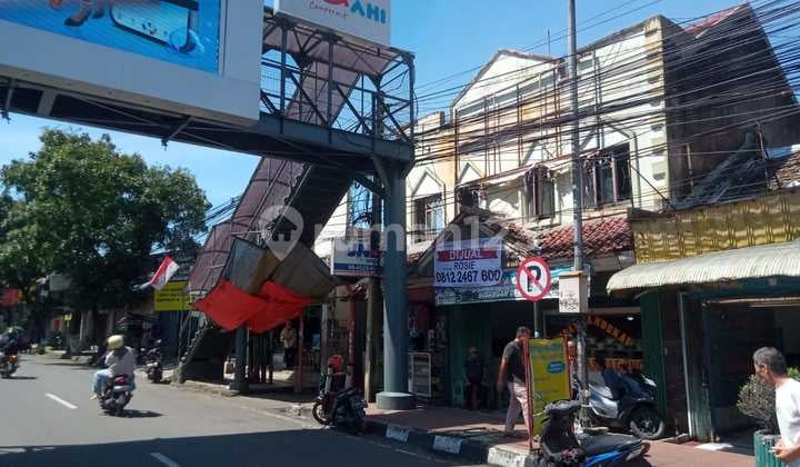 Rumah Strategis Cocok Untuk Usaha Dan Resto Di Alun Alun Cimahi