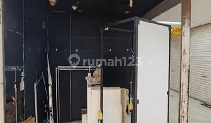 Space Kiosk at Itc Cempaka Mas, 1st Floor, Block F, Kemayoran, Central Jakarta Space Kiosk at Itc Cempaka Mas, 1st Floor, Block F, Kemayoran, Central Jakarta