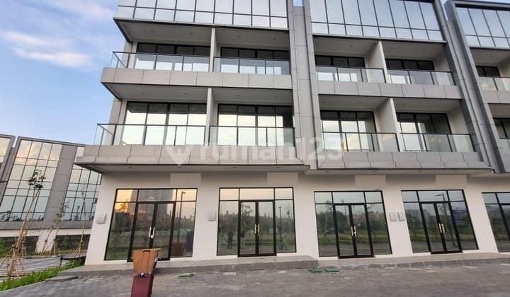 Rukan Hoek Sudirman Pik 2 Satu Satunya Unit