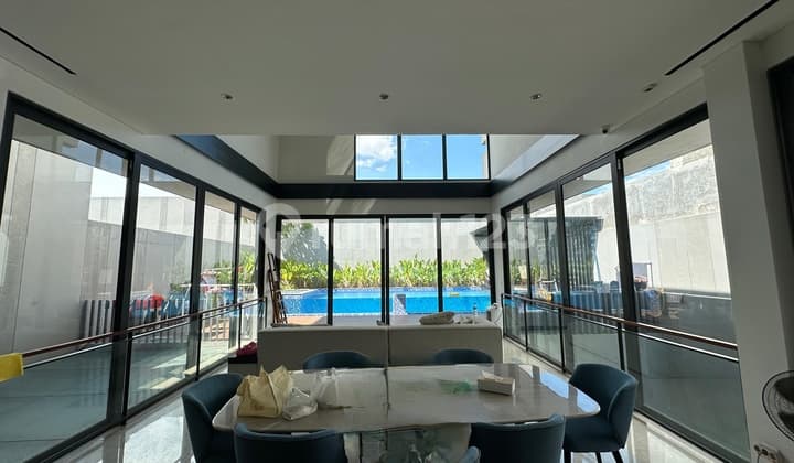 Luxury Private Pool House at Navapark BSD Cluster Lyndon
