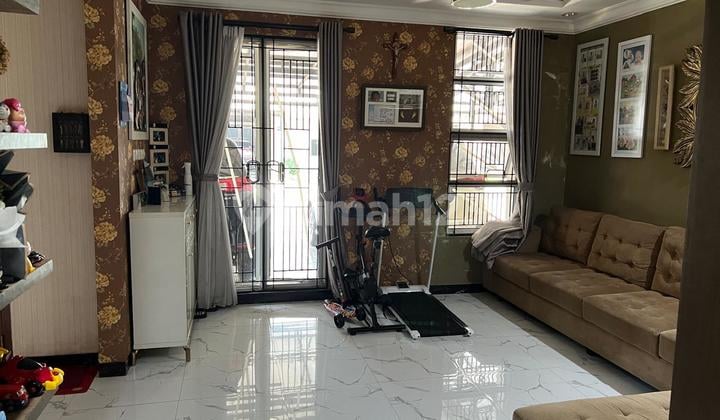 Rumah Ada Swimming Pool Magnolia L'agricola Gading Serpong