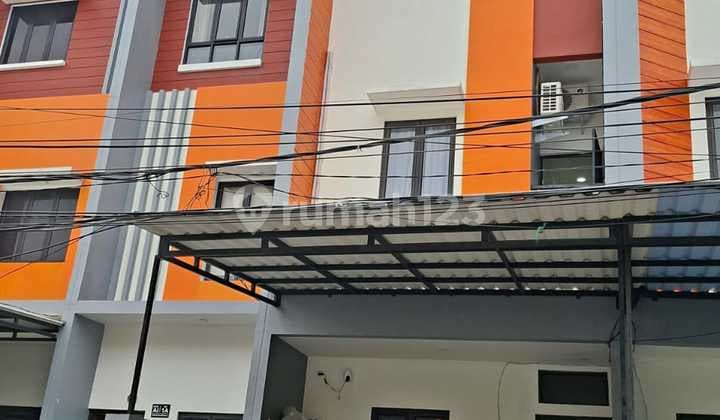 WTS DIJUAL RUMAH KOST FULL PENGHUNI, KEBON JERUK JAKARTA BARAT