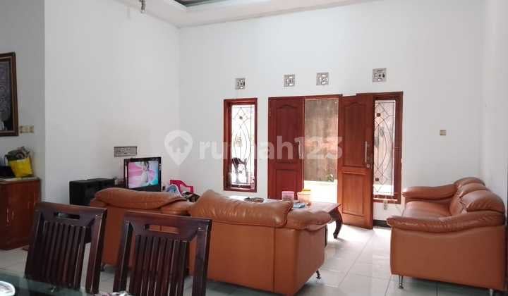 Rumah Murah Hitung Tanah Terawat Strategis di Antapani Kota Bandung