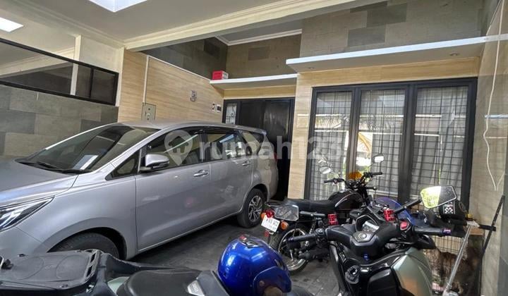 Modern 2-Story House for Rent in Sayap Turangga, Bandung City