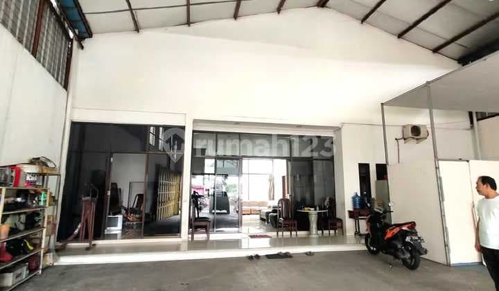 Ruang Usaha Strategis di Mainroad Ketapang Soreang Bandung