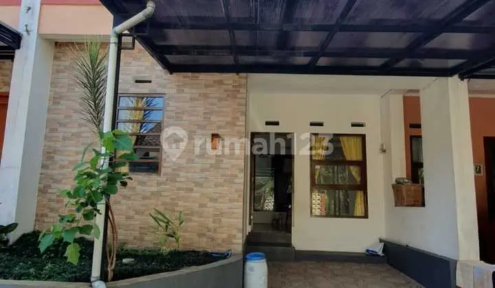 Jual Sewa Rumah Murah 2 Lantai di Komplek Sariwangi Bandung
