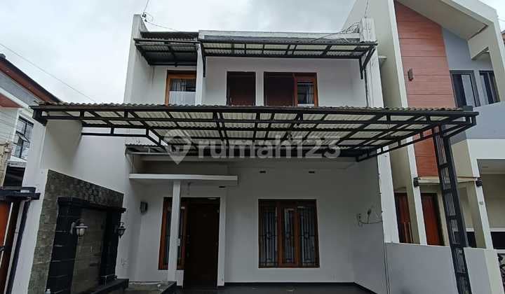 Jual Rumah Murah Furnish 2 Lantai di Cluster di Ciwaruga Bandung