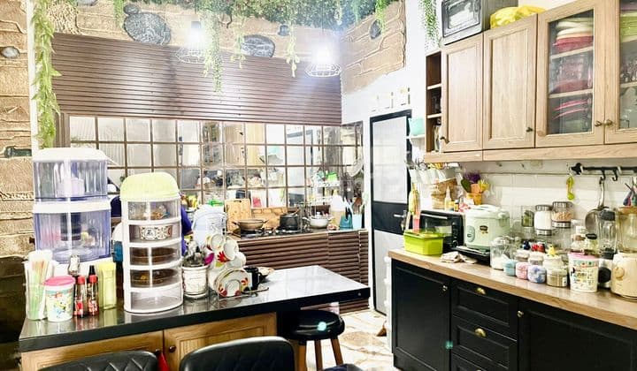 Jual Rumah 3 Lantai di Hook Buah Batu Square Bandung