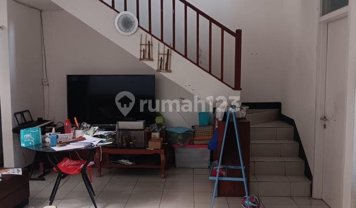 Jual Rumah 2 Lantai Siap Huni di Komplek Mekarwangi Bandung
