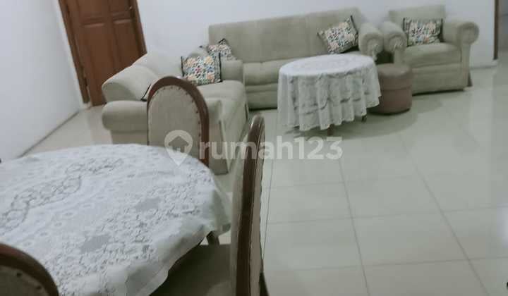 Sewa Rumah Semi Furnish Di Sayap Dago Bandung Kota
