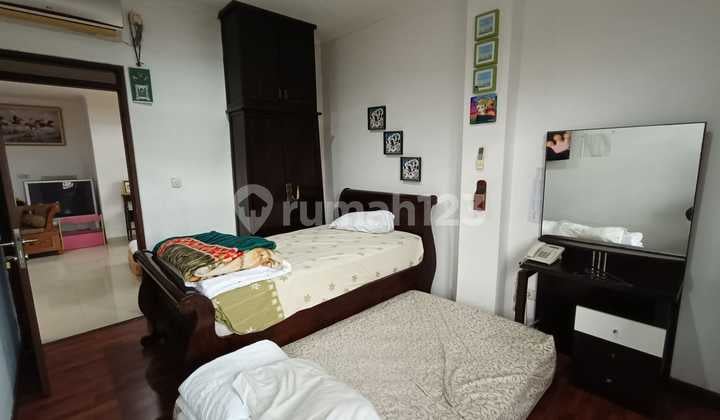 Jual Guesthouse + Rumah Tinggal di Sayap Dago Bandung Kota