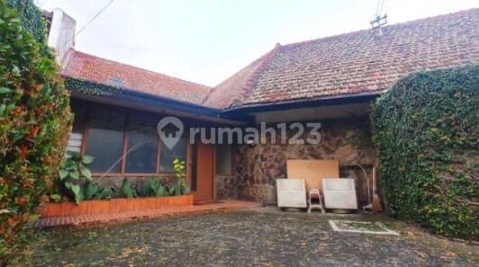 Jual Rumah Terawat Strategis Di Sayap Diponegoro Bandung Kota