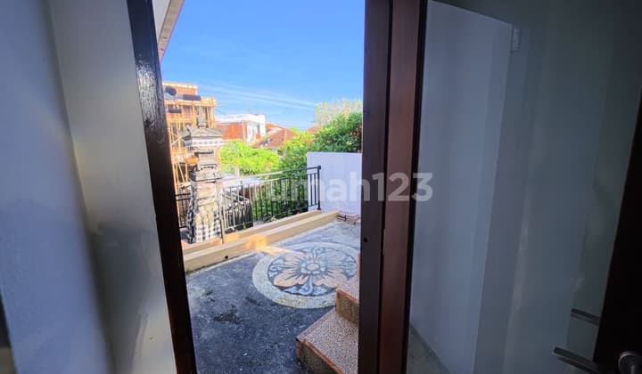Dijual Rumah Dua Lantai Lokasi Strategis Denpasar Dkt Sanur Bali