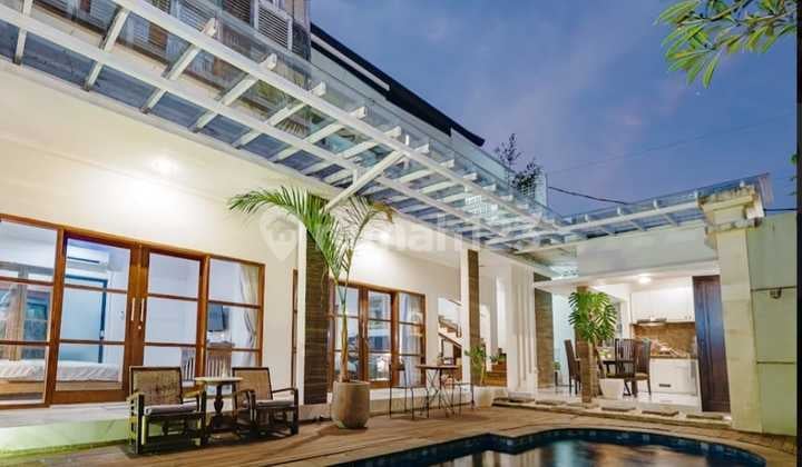 Villa Baru Akses Mudah di Jimbaran Bali