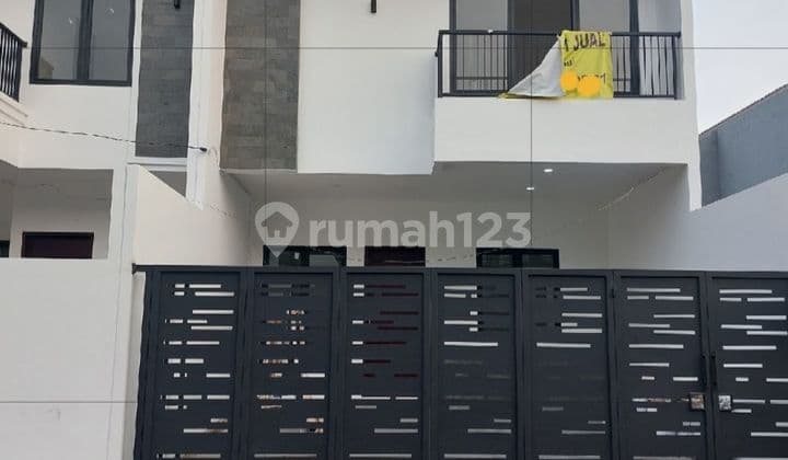 Rumah Mewah Desain Modern di Kalibata dekat Pejaten Timur Jakarta