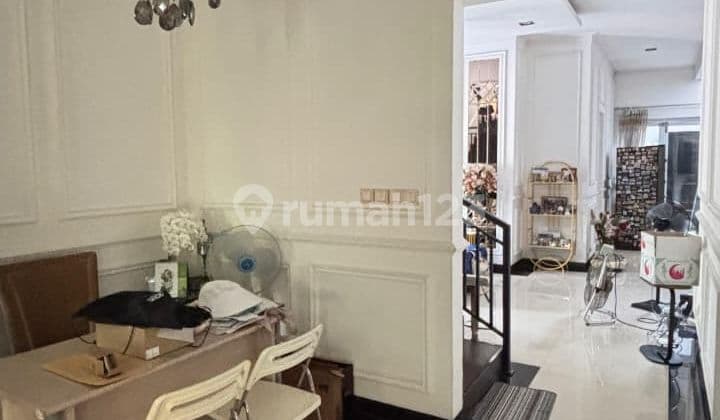 Rumah Mewah Dalam Cluster Di Area Duren Sawit Jakarta