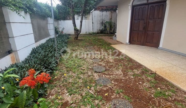 Well-Maintained Secondary House in Mampang Prapatan, Jakarta