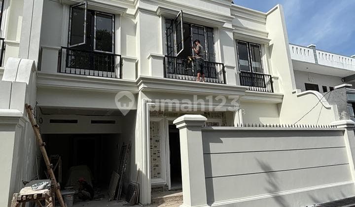 Dijual Rumah Mewah Dalam Komplek Di Cempaka Putih Jakarta Pusat