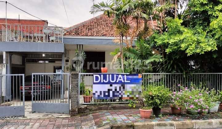 Sell Fast Secondary House in Senen Central Jakarta