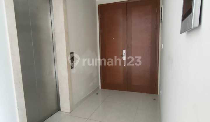 Sewa Private Lift Apartemen Taman Anggrek Residences