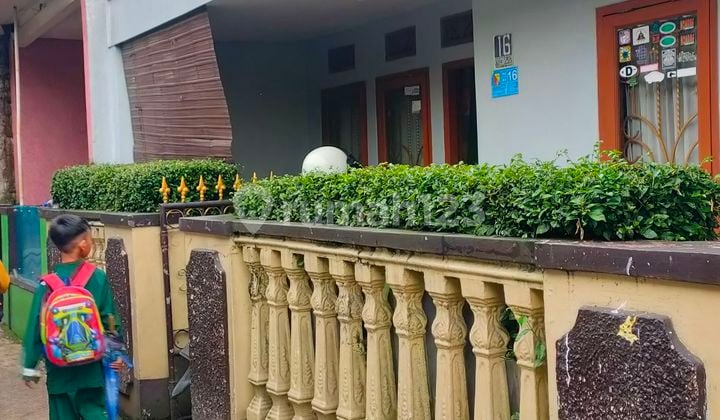 Dikontrakkan rumah 4k kamar full purnish di sayap cikutra