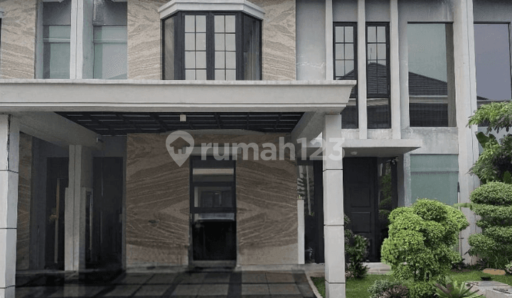 Ready-to-Occupy Fully Furnished House in Pakuwon City Aruba Villa - Grand Island