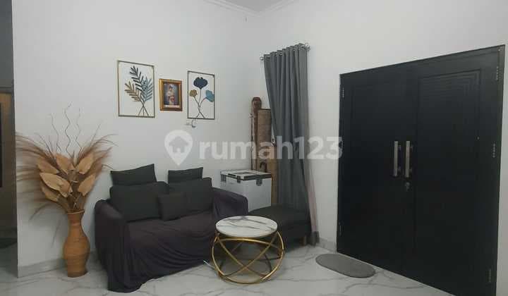 Di Sewakan tahunan Rumah di dalam Komplek jagakarsa