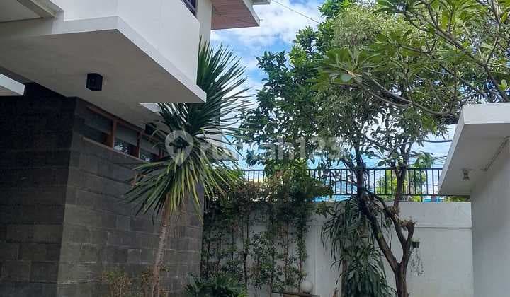 Luxury Living In The Heart Of Kemang Luxurious Residence with Private Pool & Scenic Environment