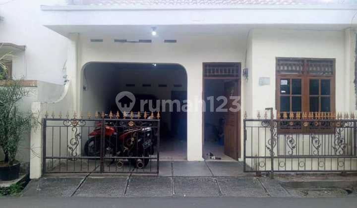 Disewakan Rumah Strategis Serbaguna Kawasan Pasar Minggu Jak-Sel