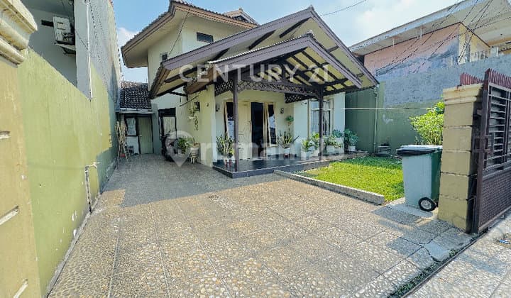 Rumah Bagus Siap Huni Lokasi Fantastis Otista Jakarta Timur