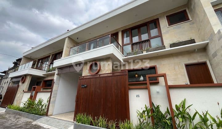 Pab717 Disewakan Rumah Kolam Renang Furnished di Panjer, Denpasar
