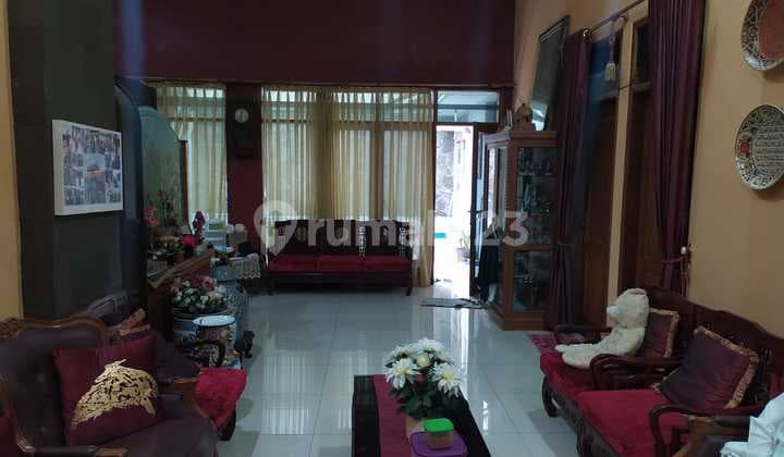 Rumah nyaman siap huni di Sayap M.Ramdan, Bandung
