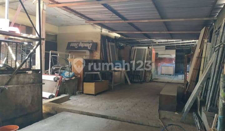 Gudang luas lokasi akses bisa masuk truk double di Caringin,