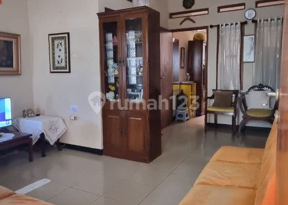Rumah 1 lantai kawasan nyaman siap huni di Antapani