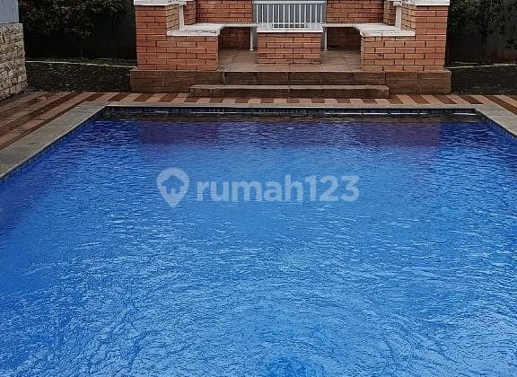 Dijual Rumah Siap Huni Ada Kolam Renang di Cluster Ratna Sasih Kota Baru Parahyangan