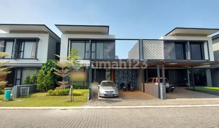 Exclusive! For Sale Luxury Grand Nayapati K B P House