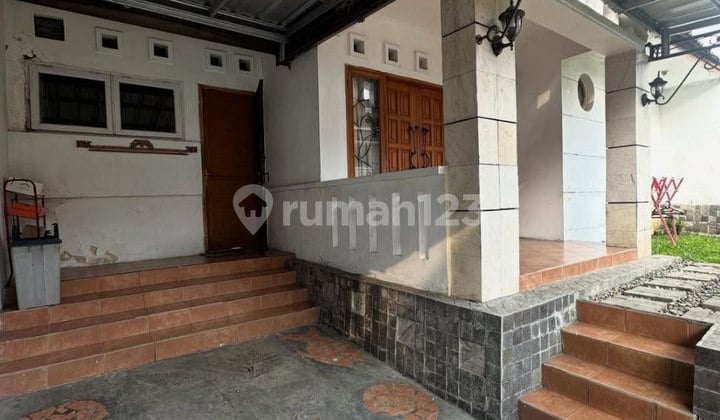 Jual Rumah Nyaman Siap Huni di Komp Setiabudi Regency Bandung