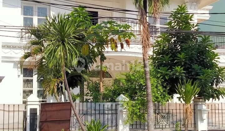 Rumah Indah Murah di Pondok Indah Jl. Kartika Utama