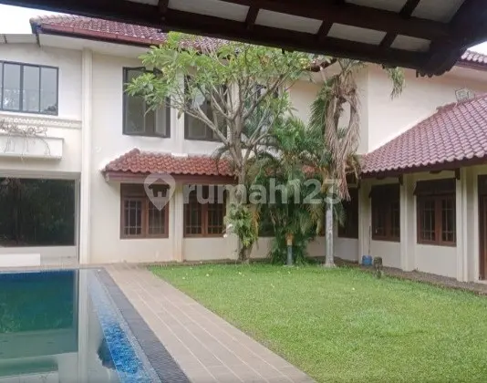 Rumah Luas Di Cilandak, Jakarta Selatan; Lt. 1.919m2; Shm