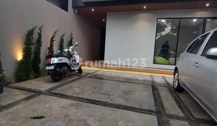Rumah Baru Modern Siap Huni Dekat Sekolah Millenia Tangsel