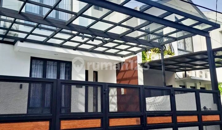 Ful Furnished dan Ful Renov Rumah di Bintaro Sektor 4