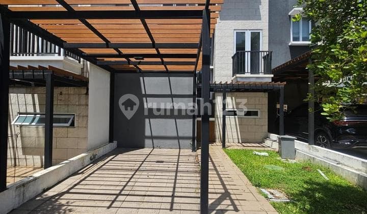 Rumah 5 Kt di Kebayoran Bintaro Sektor 7