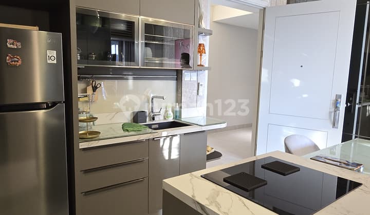 Jual Cepat dan Super Murah Apartment Masih Baru La Viz Pakuwon Mall Surabaya Barat